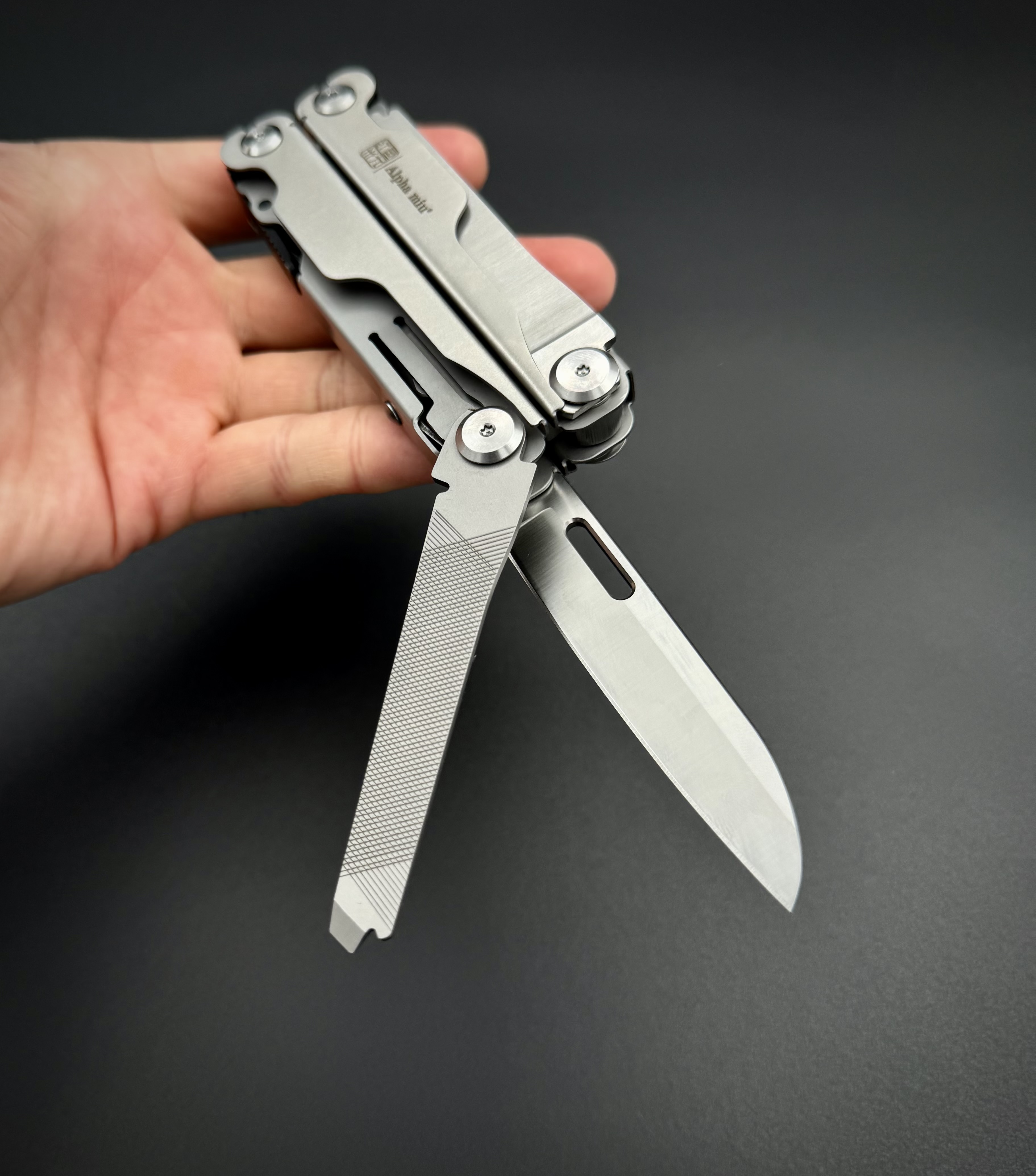 Мультитул SQ08 Silver Alpha Miu