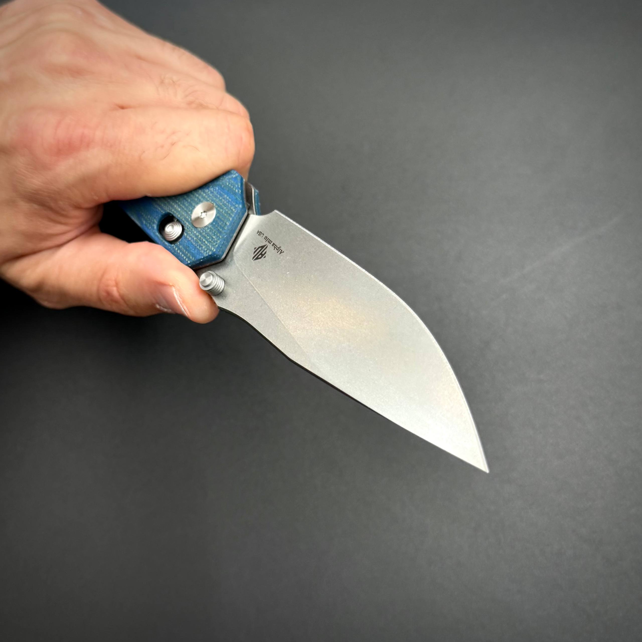 Складной нож Avionyx-C1 n690co G10 Blue Alpha Miu