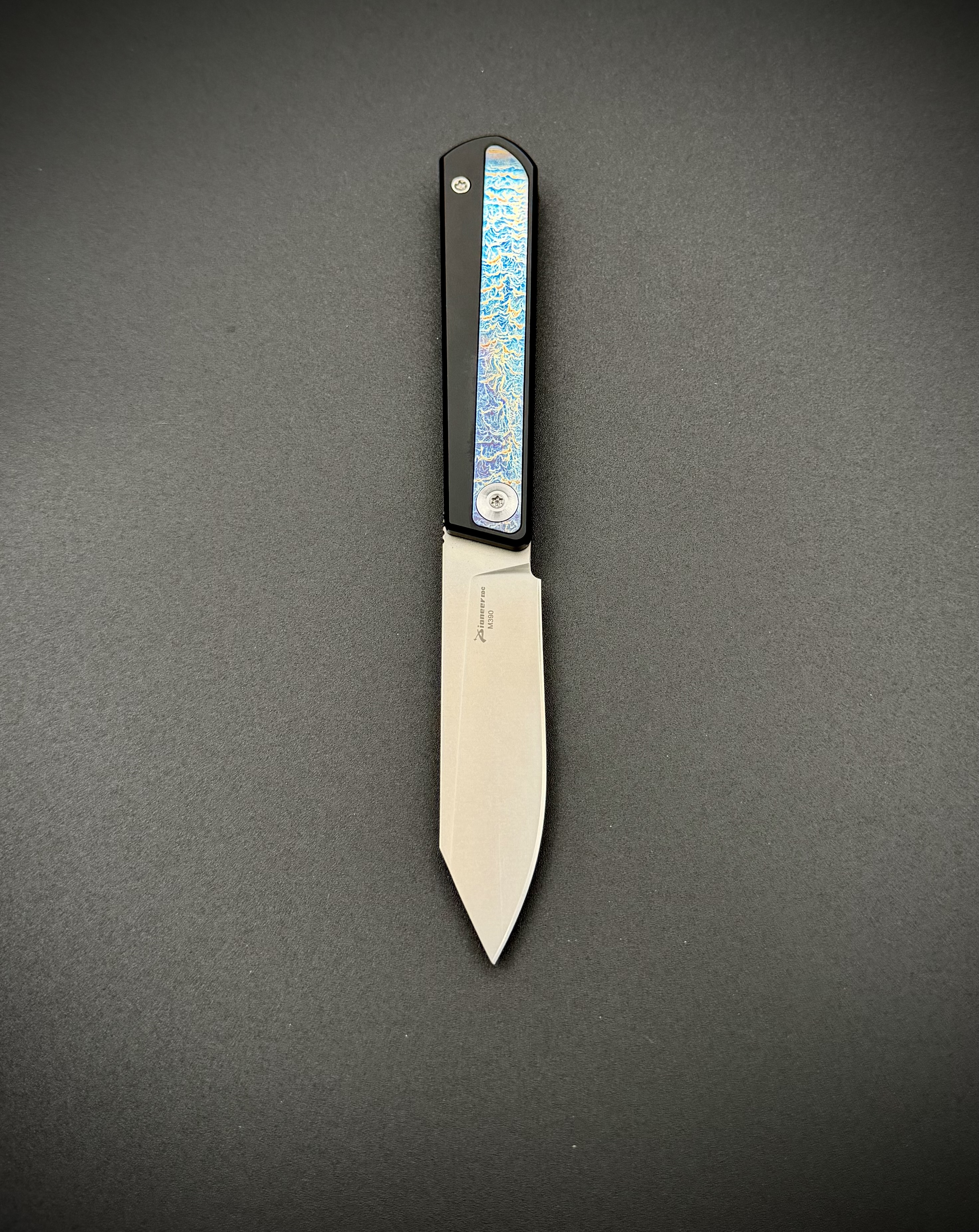 Складной нож Bowie Black Pioneer EDC