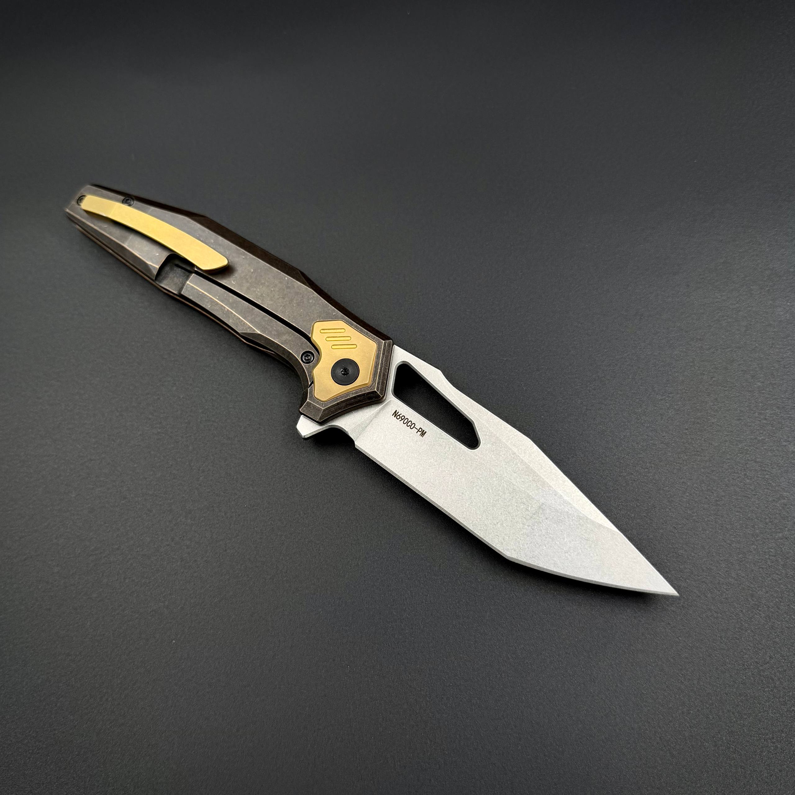 Складной нож Xornis N690CO Gray SW Titanium Terra Series Alpha Miu