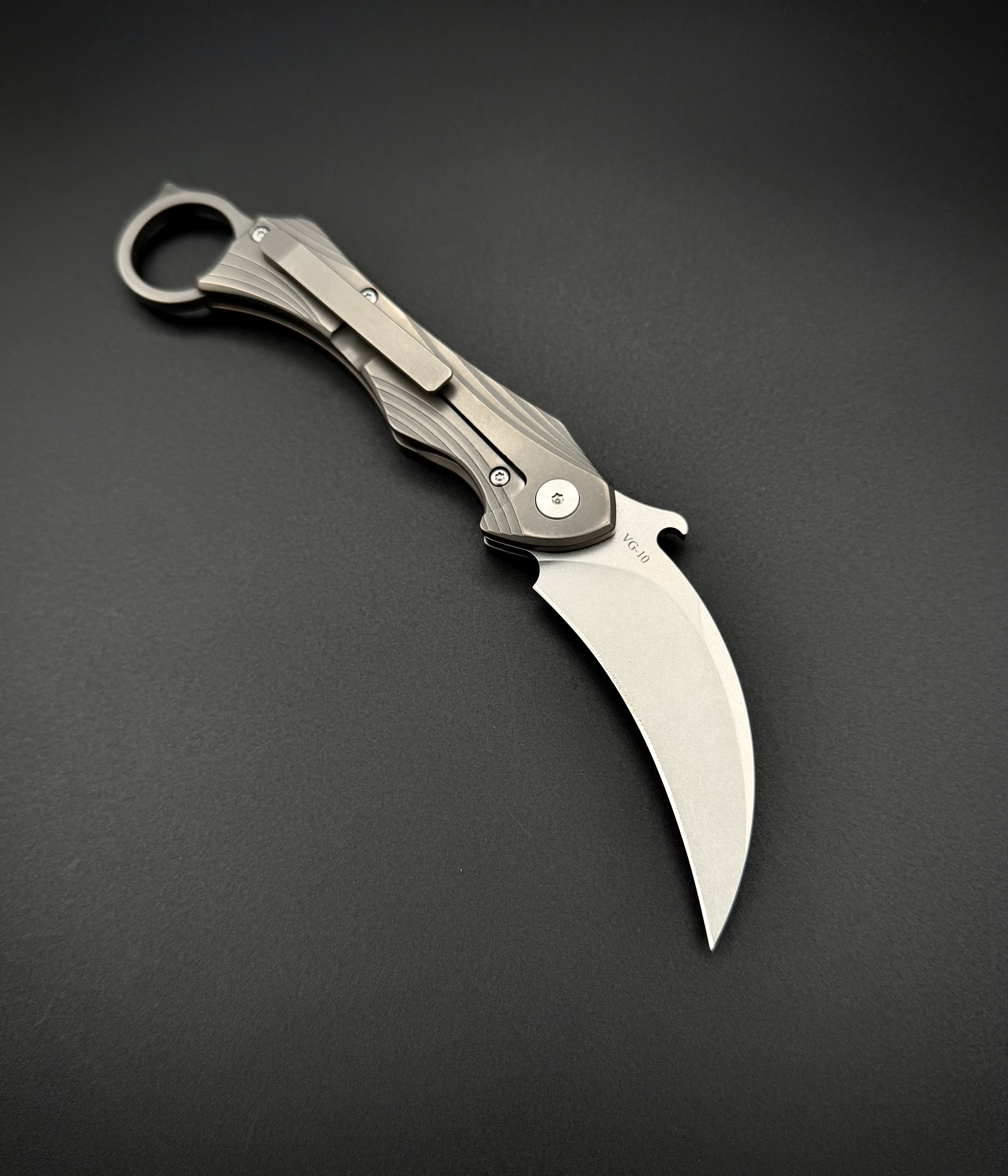 Складной нож керамбит Urban Talon Twill Carbon Fiber Titanium Alpha Miu