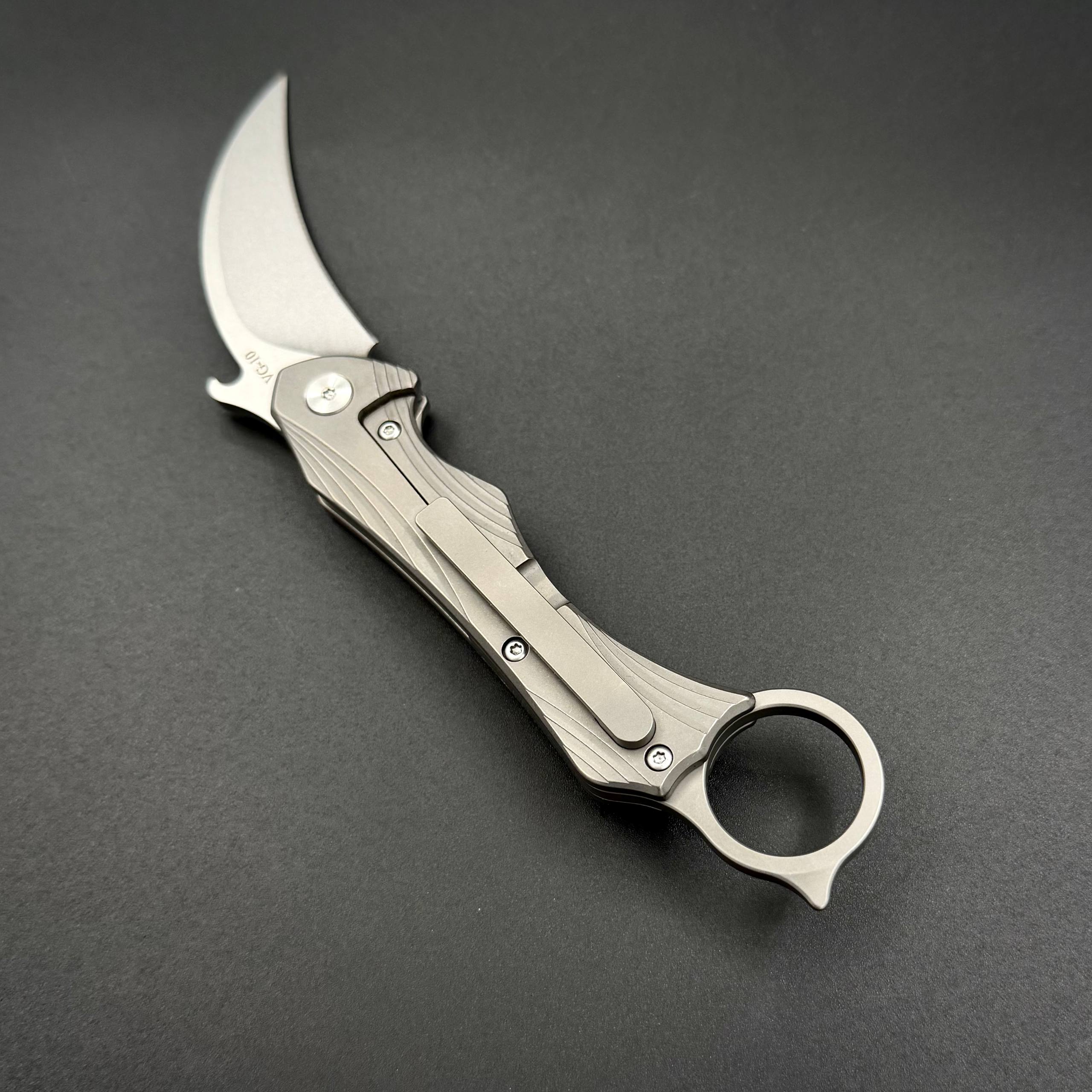 Складной нож керамбит Urban Talon Red Carbon Fiber Titanium Alpha Miu