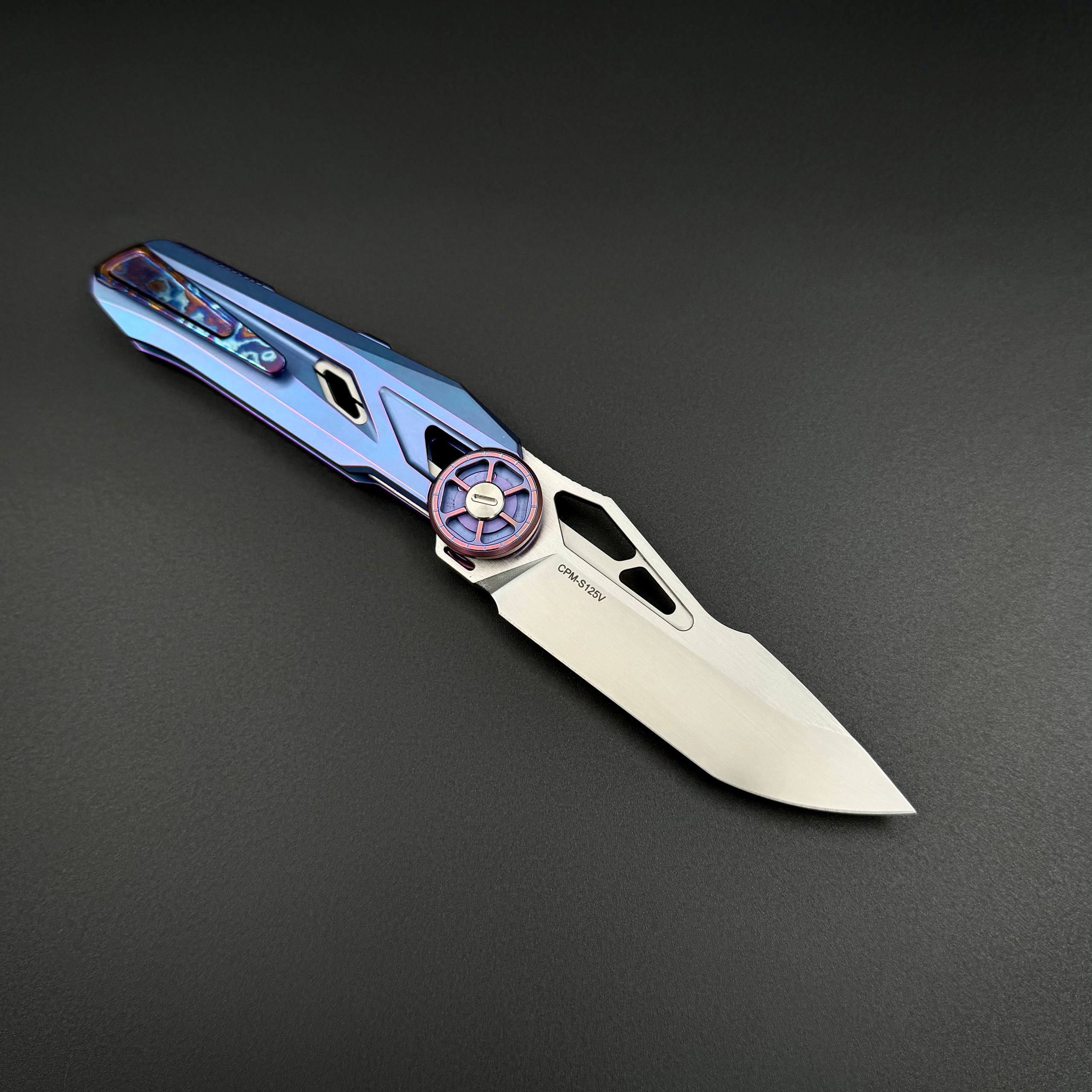 Складной нож Trigger CPM S125V Timascus Blue Titanium Alpha Miu