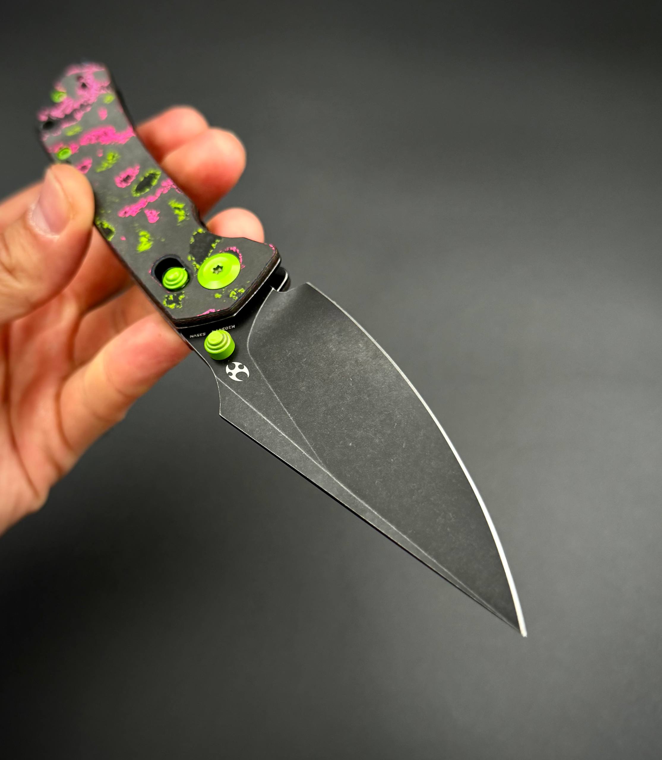 Складной нож Kansept Fenrir Black Stowashed CPM S35VN 80S Camo Carbon Fiber