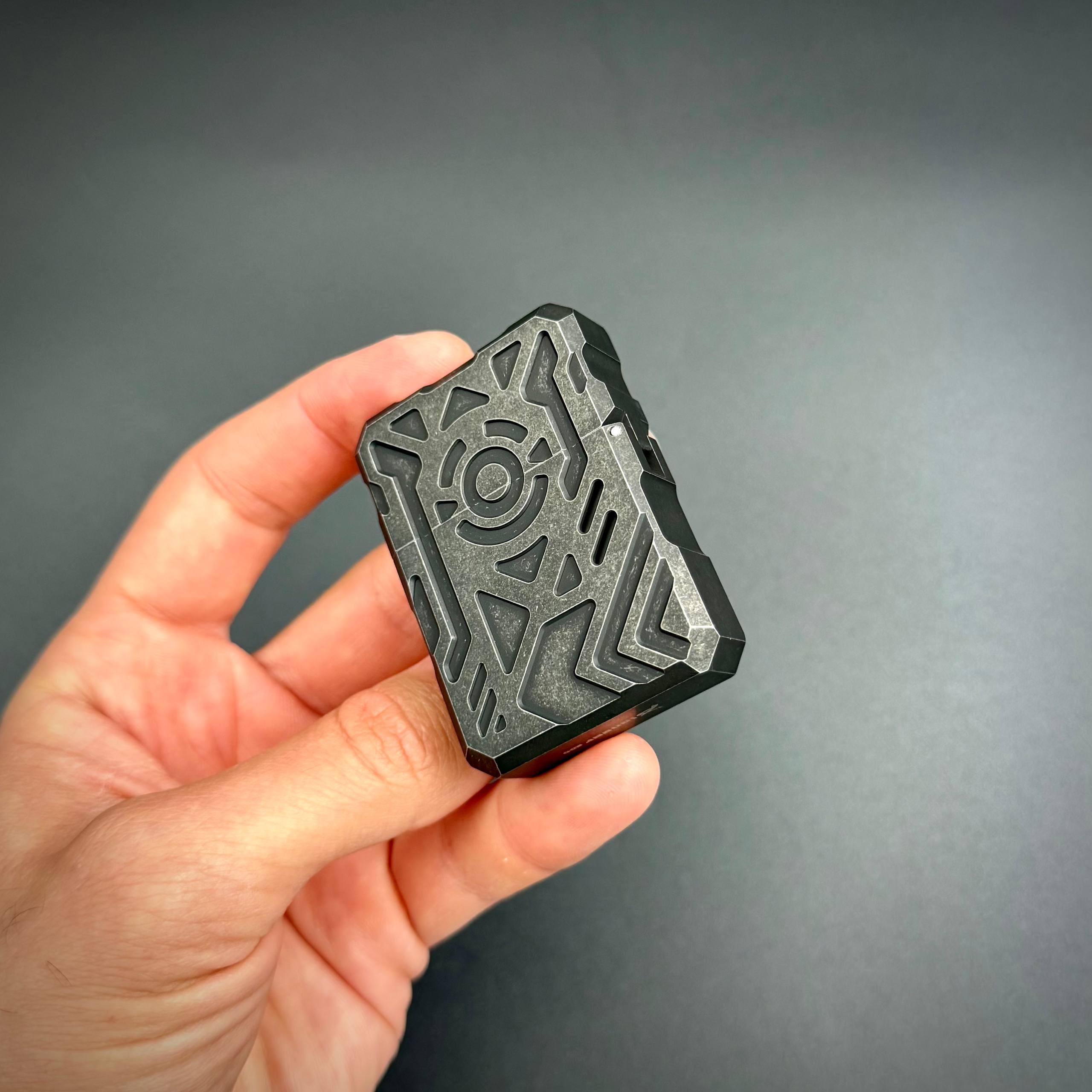 Зажигалка с титановым корпусом Трансформер Тип 2 BSW Pioneer EDC