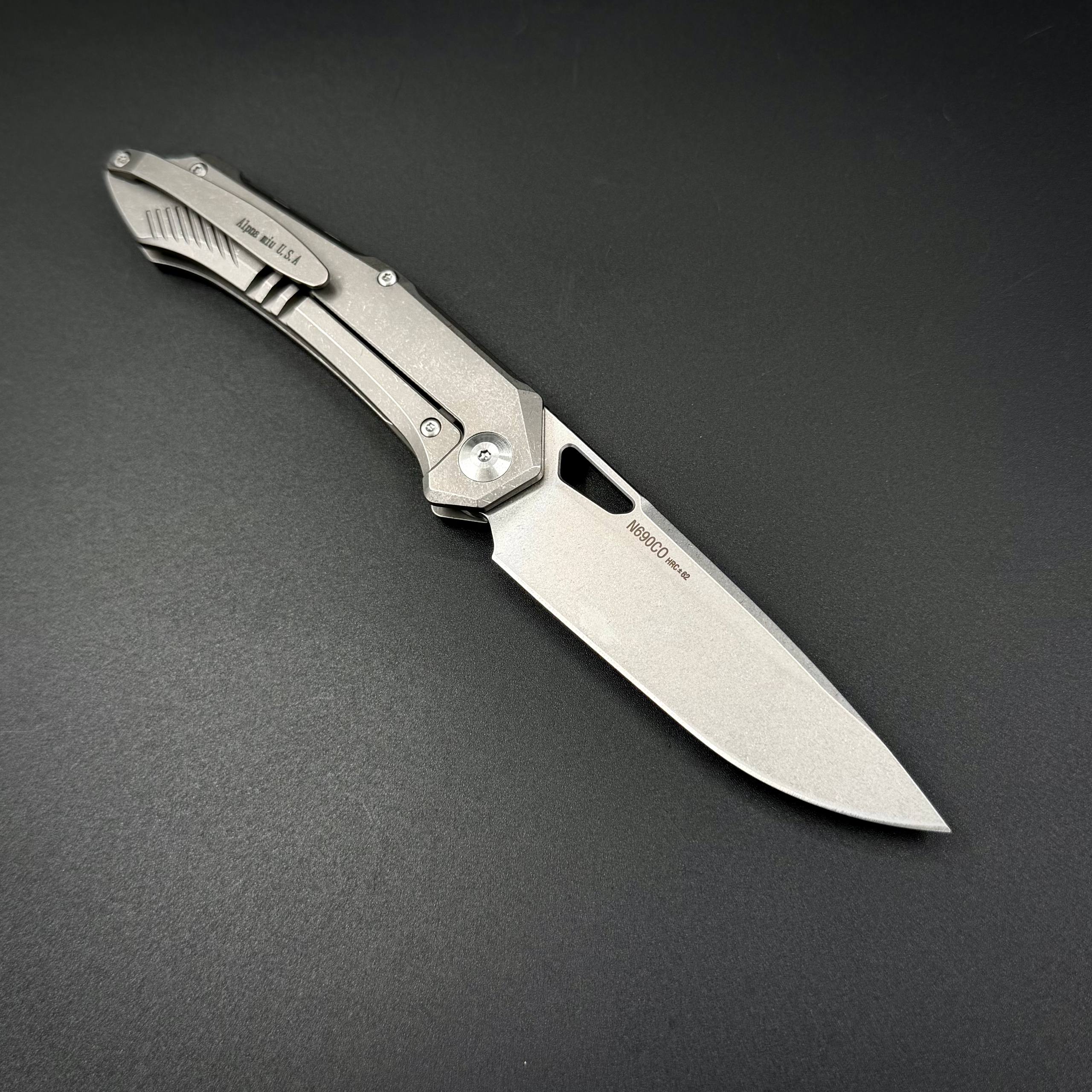 Складной нож Vigil n690co Titanium Carbon Fiber T107 Red Alpha Miu