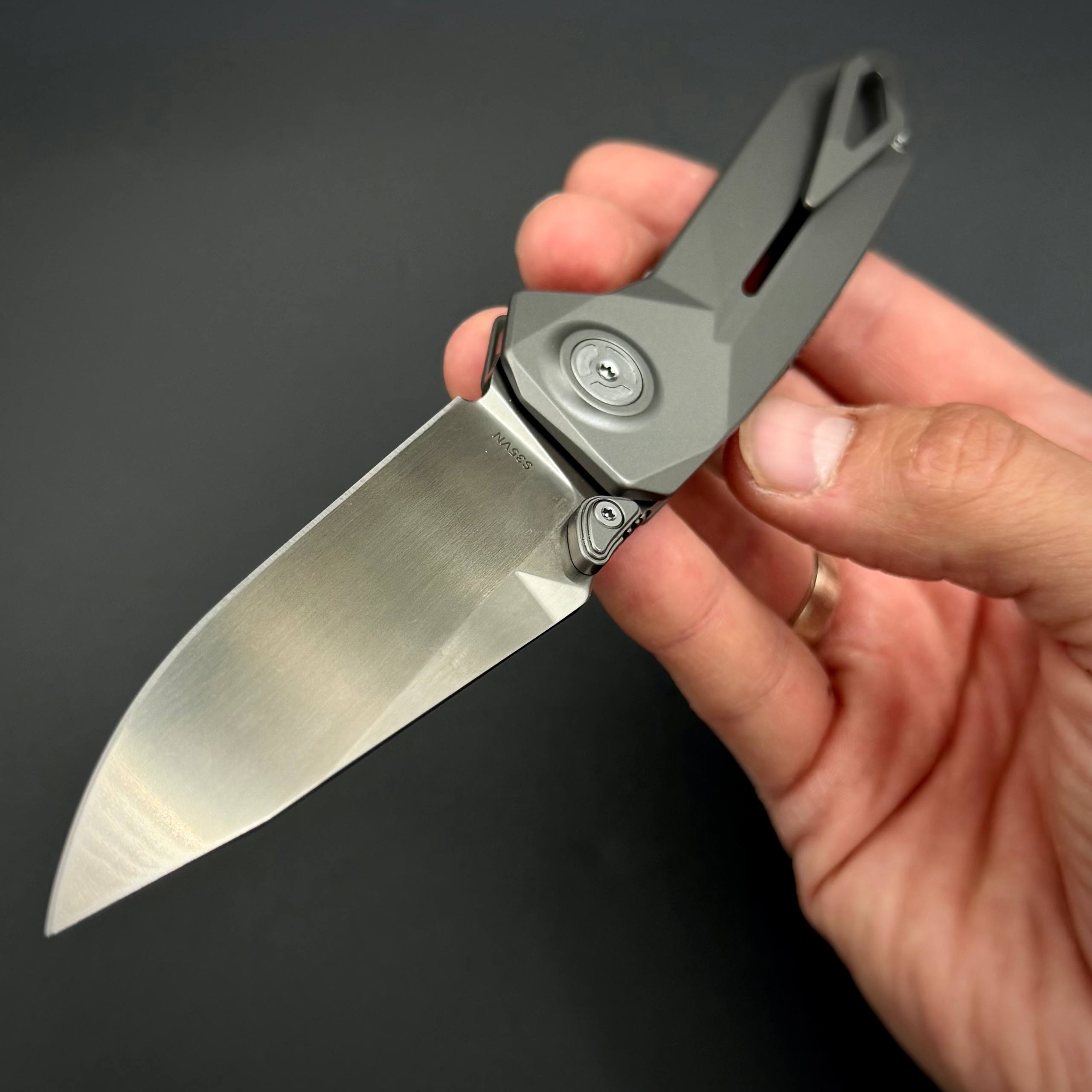 Складной нож Kniclad Summit CPM S35VN Gray
