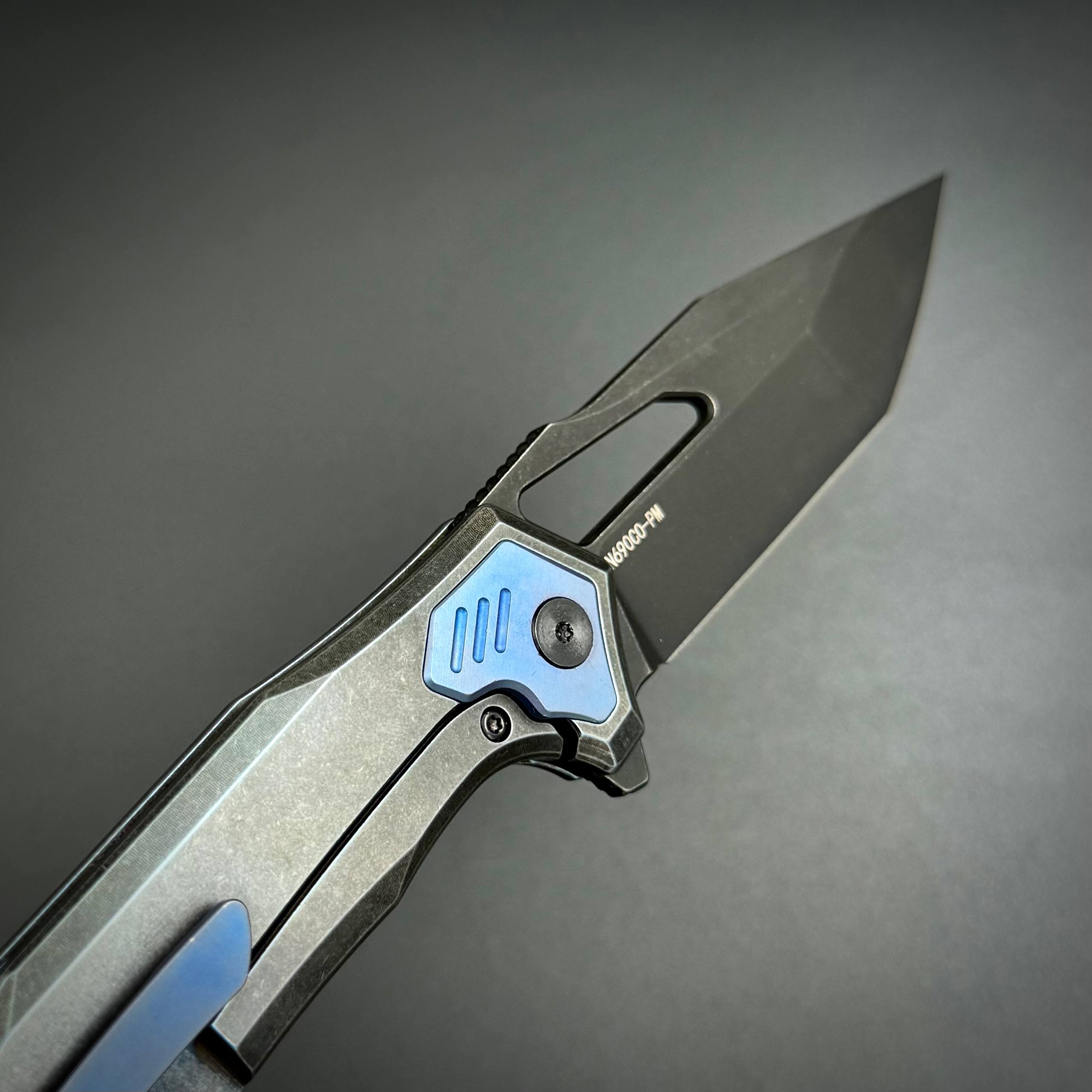 Складной нож Xornis N690CO Blue BW Titanium Terra Series Alpha Miu