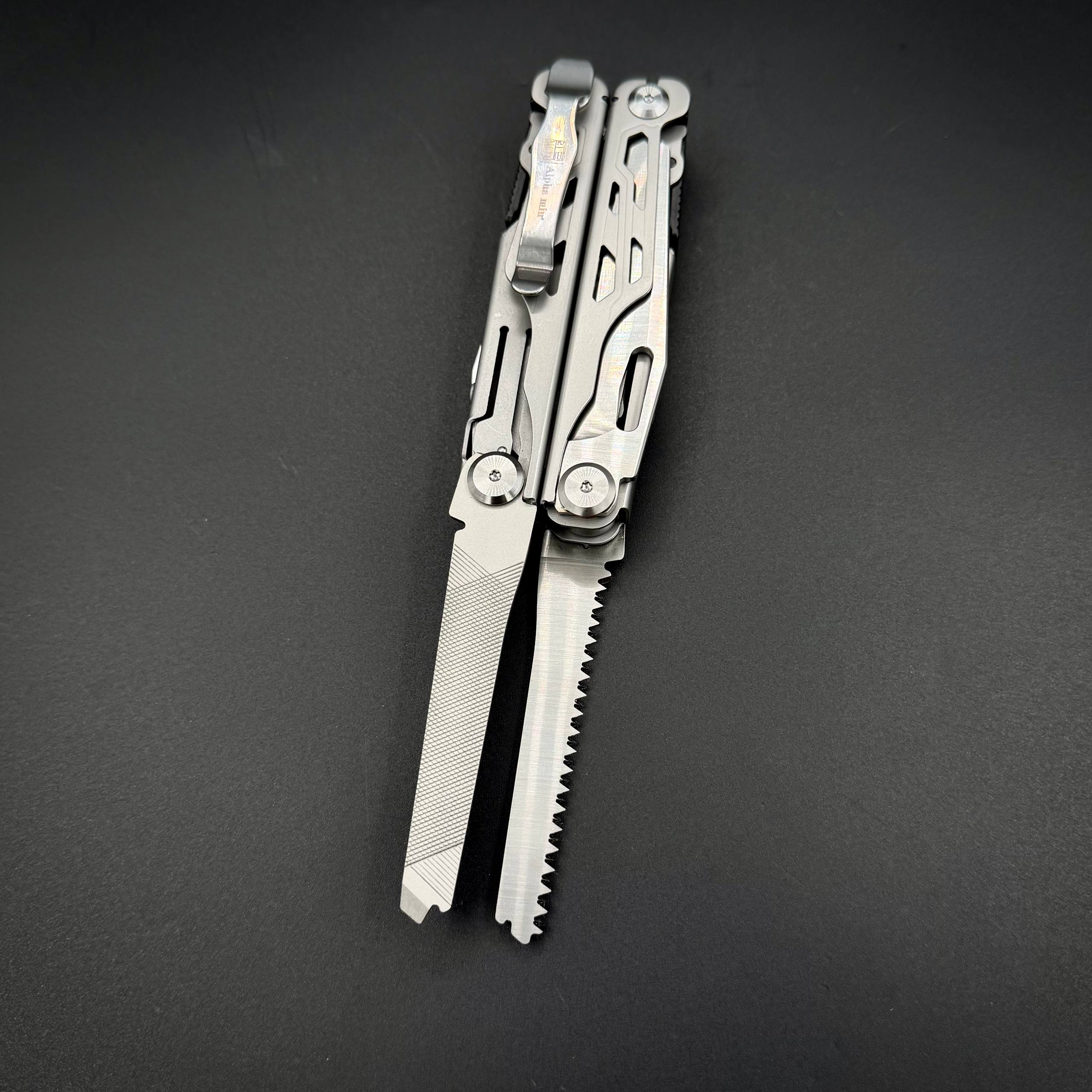 Мультитул SNQ-02 Silver Alpha Miu