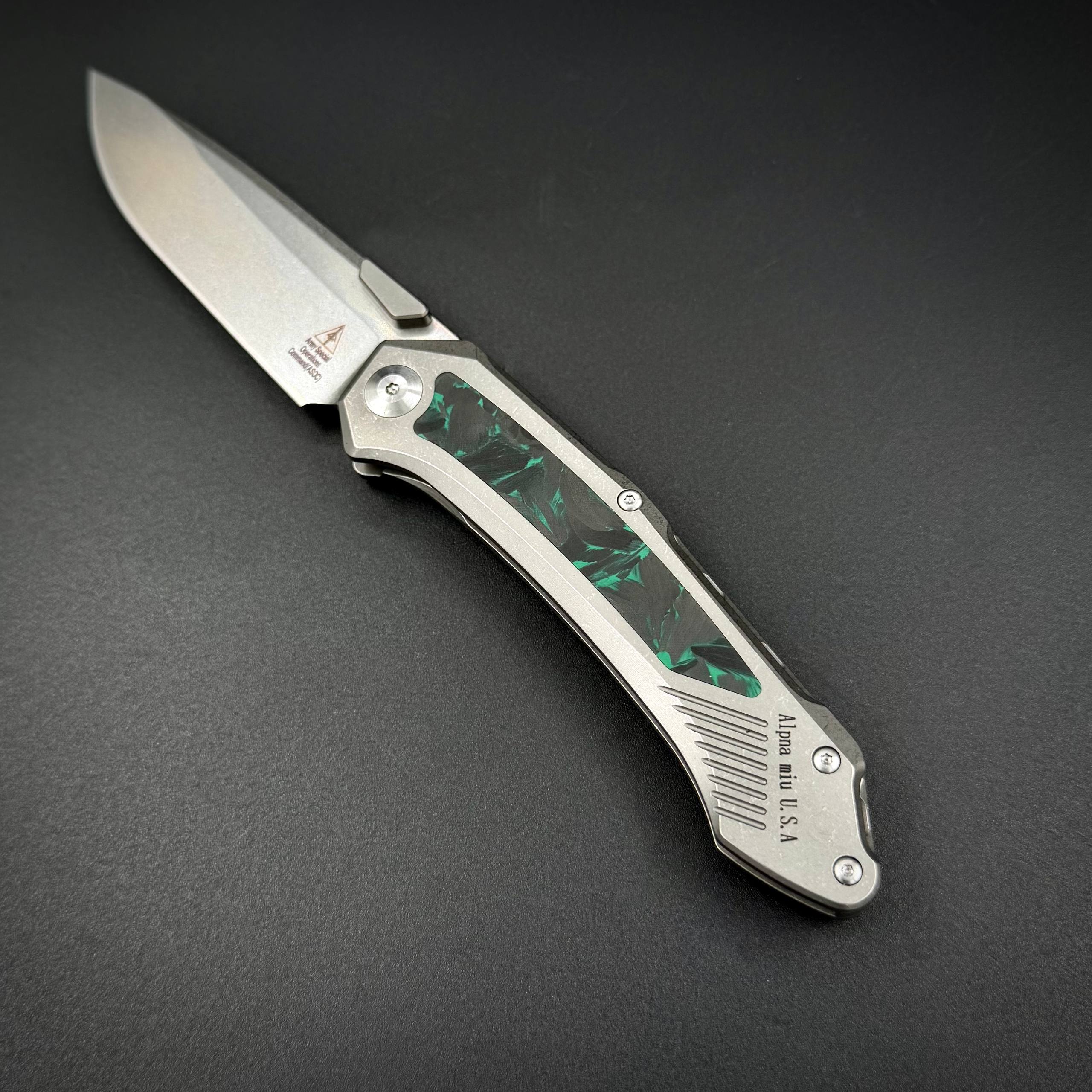 Складной нож Vigil n690co Titanium Carbon Fiber T106 Green Alpha Miu