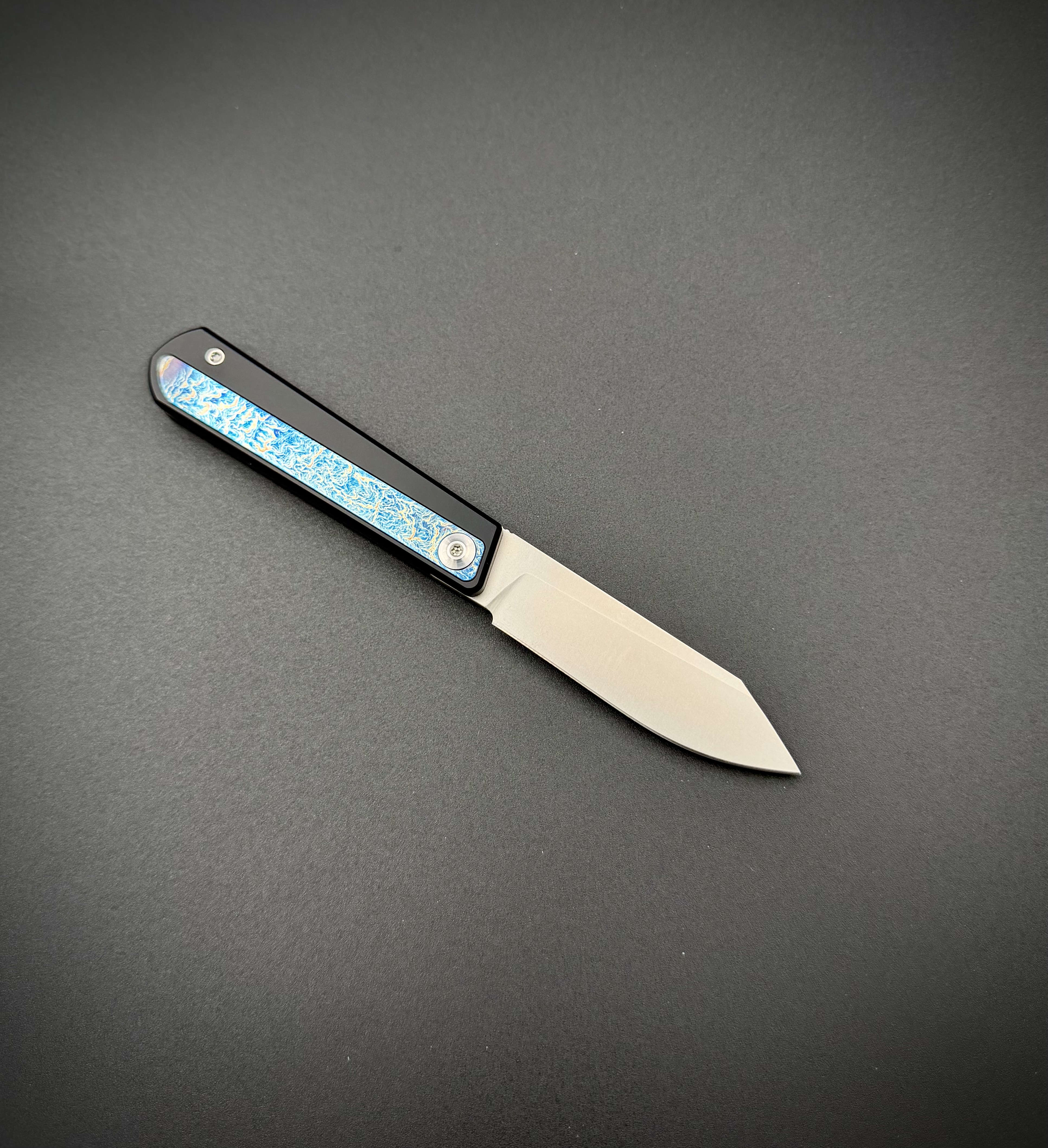 Складной нож Bowie Black Pioneer EDC