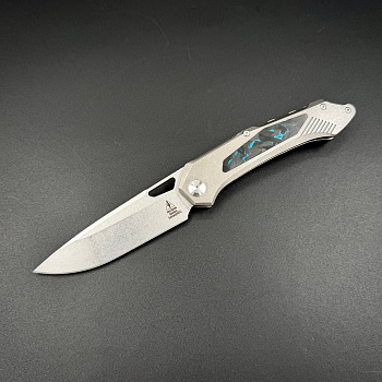 Складной нож Vigil n690co Titanium Carbon Fiber T107 Blue Alpha Miu